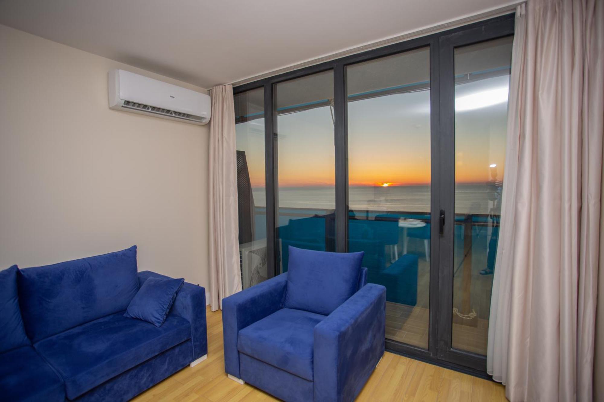 Batumi Concept Hotel Экстерьер фото